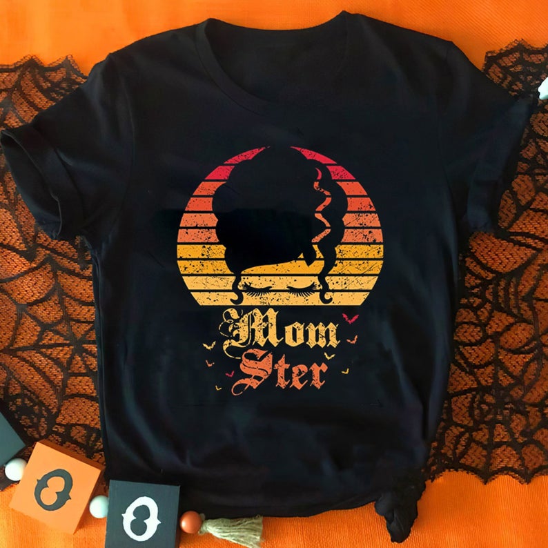 Momster Vintage Eye Close Vintage Halloween Mother Mom Gift Tshirt