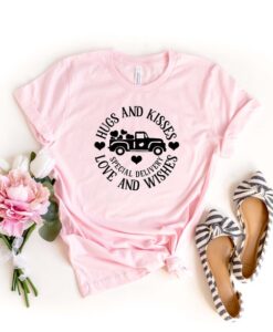 Hugs Kisses Valentines Vishes T Shirt