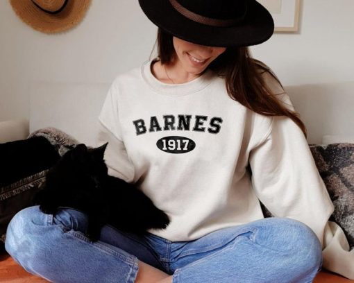 Barnes 1917 sweatshirt