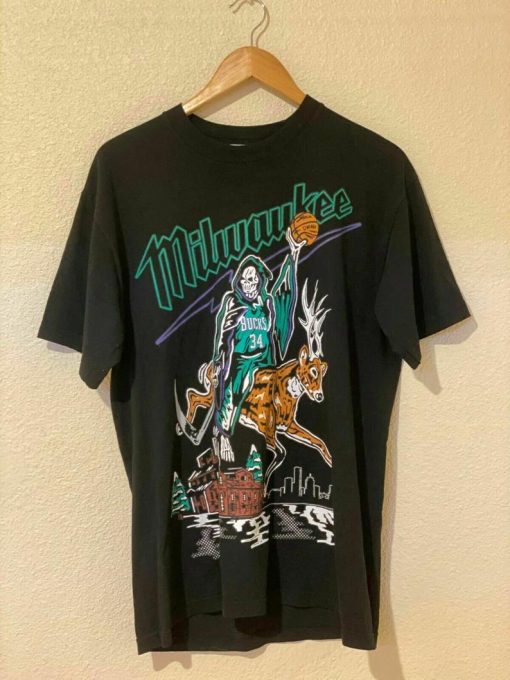 Warren Lotas Milwaukee Bucks T Shirt