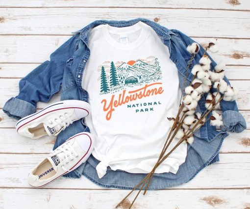 Yellowstone National Park Vintage Unisex T-Shirt