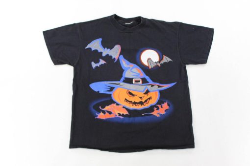 Jack O' Lantern & Bats Halloween Graphic T-Shirt