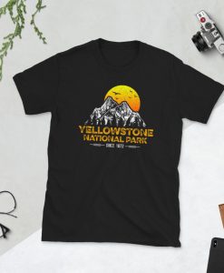 Yellowstone National Park I Mountain Hiker Climber and Camping Shirt I Retro Sunset Camping T-shirt