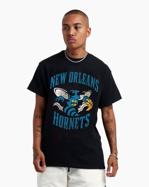 New Orleans hornet vintage logo t shirt