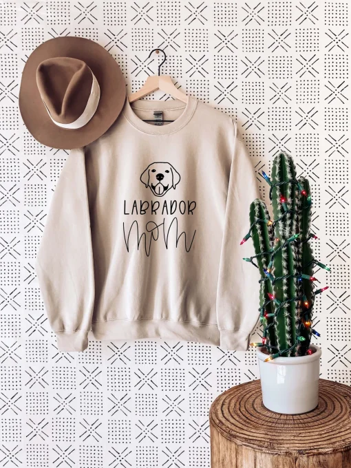 Labrador Mom Sweatshirt