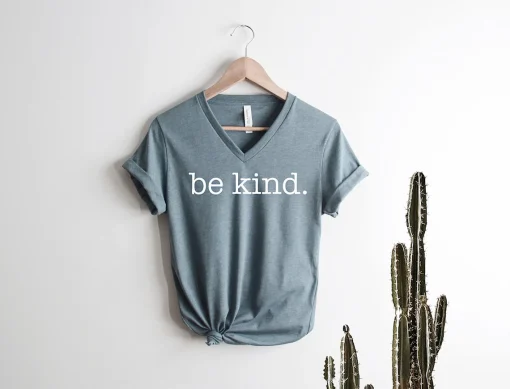 be kind graphic tee T shirt