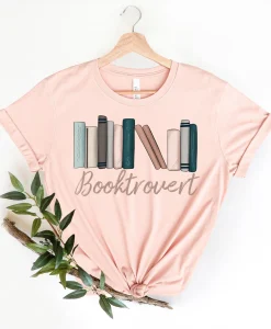 Booktrovert Shirt